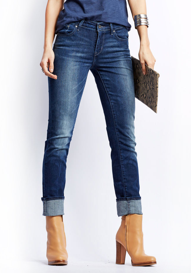 Модные джинсы для женщин