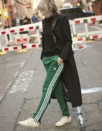 Adidas Calabasas штаны