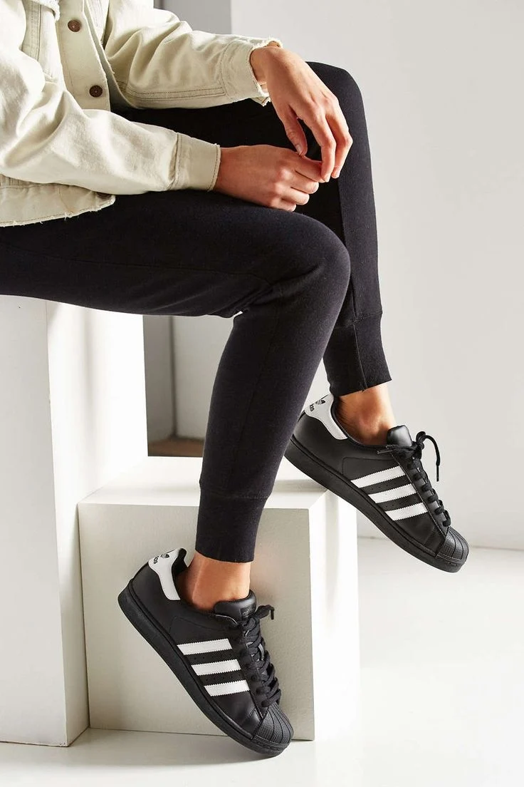 Adidas Superstar Black