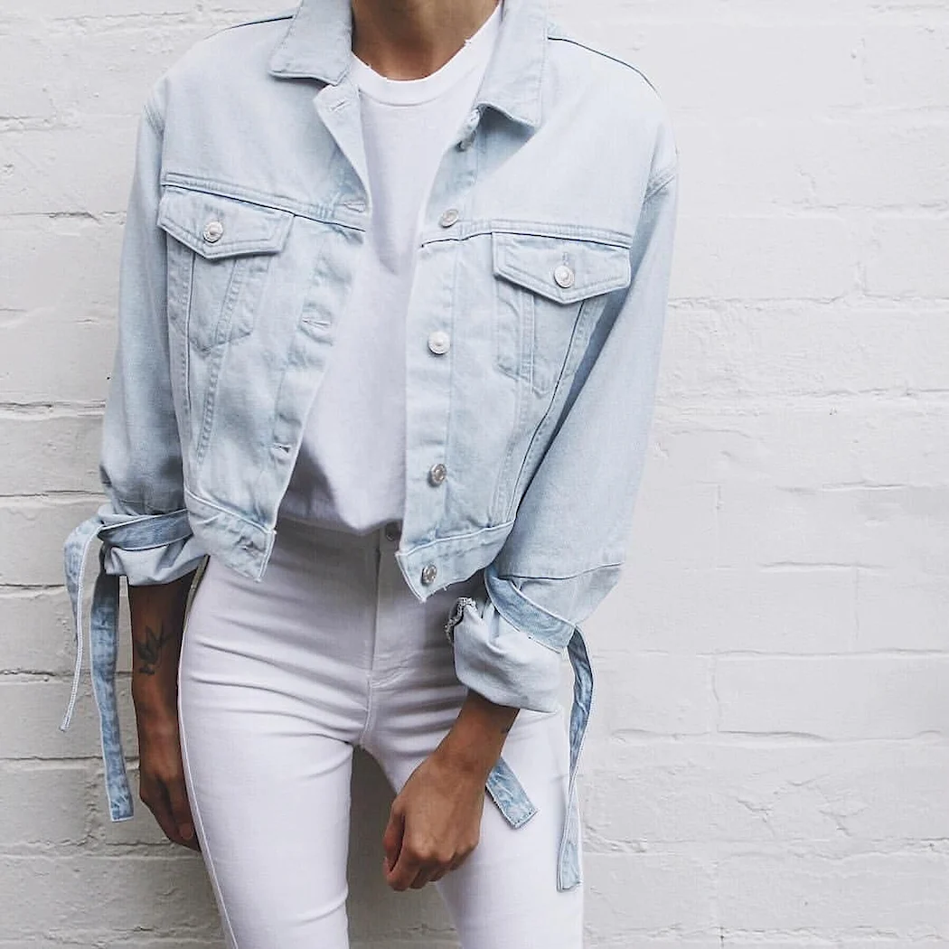 Белая джинсовая куртка Zara женская l342