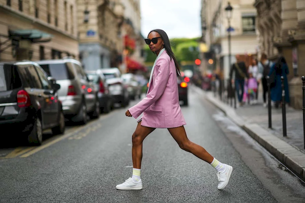 Blue Sneakers outfit Sport for Summer