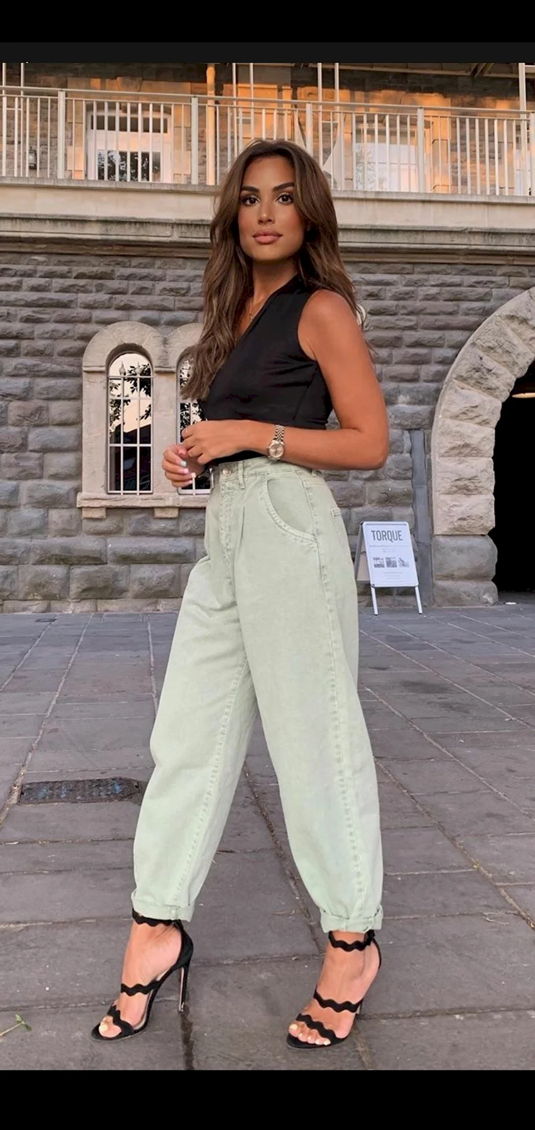Джинсы слоучи Zara