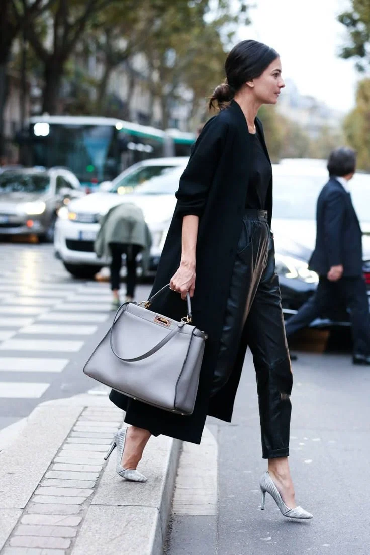Fendi Peekaboo серая