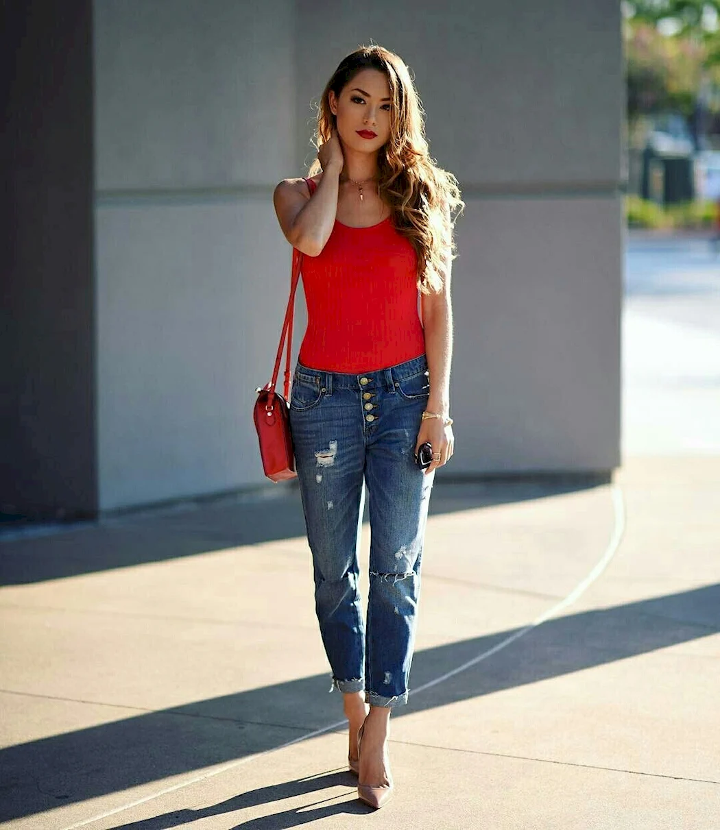 Jessica Ricks в джинсах