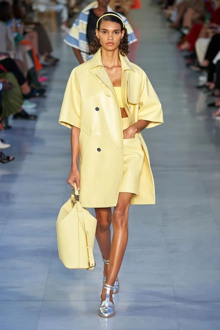 Коллекция Весна лето 2022 MAXMARA