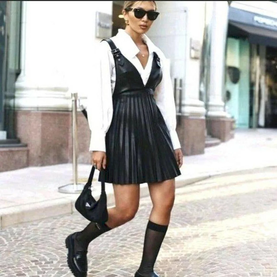 Кожаный сарафан Zara