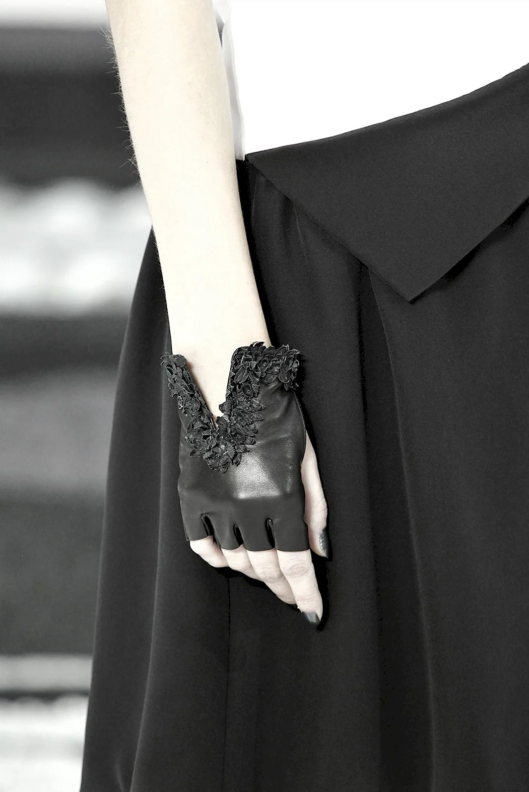 Митенки Chanel