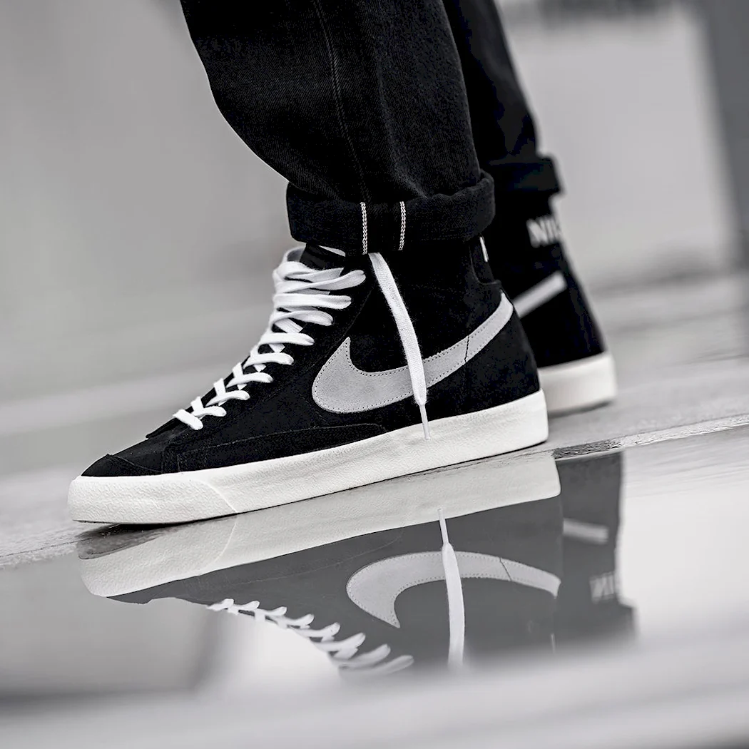 Nike SB Blazer Mid 77