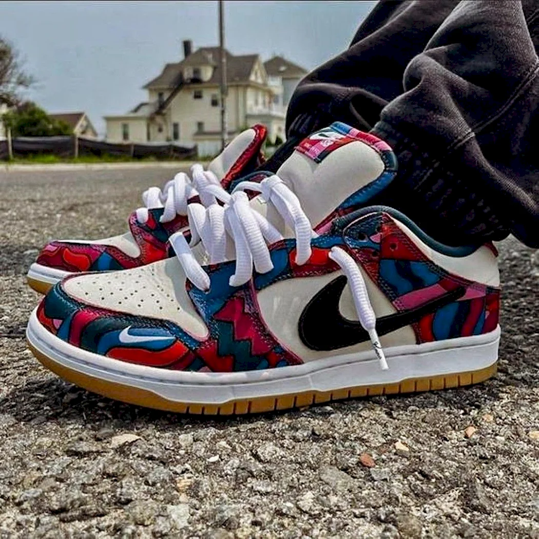 Nike SB Dunk Parra 2021