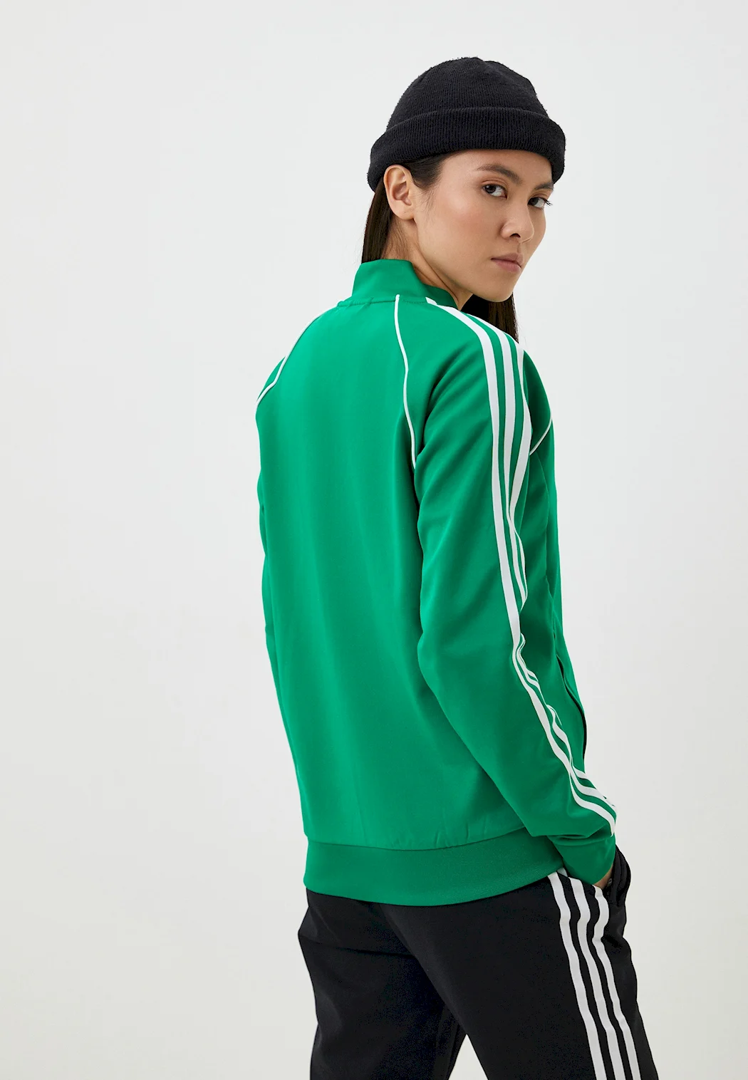 Олимпийка adidas SST Classic TT ik4032