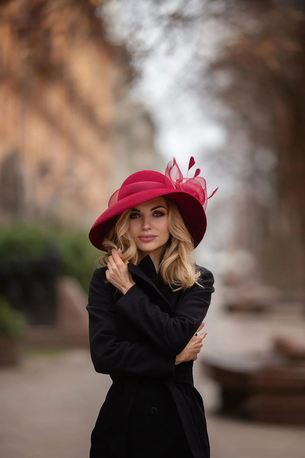 Шляпа красная