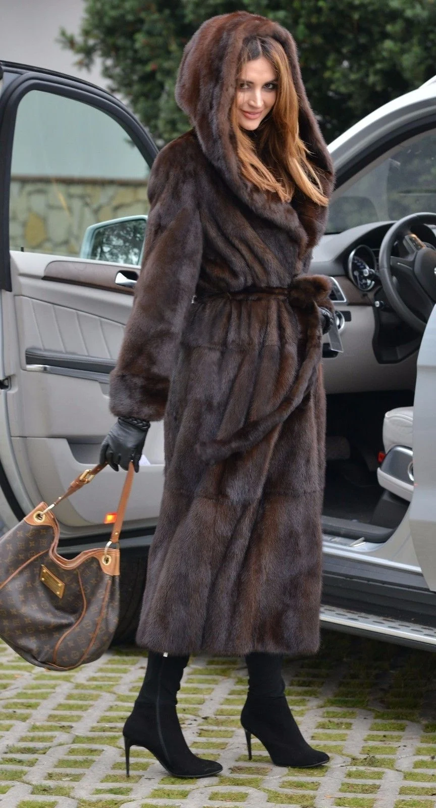 Soulis furs шуба