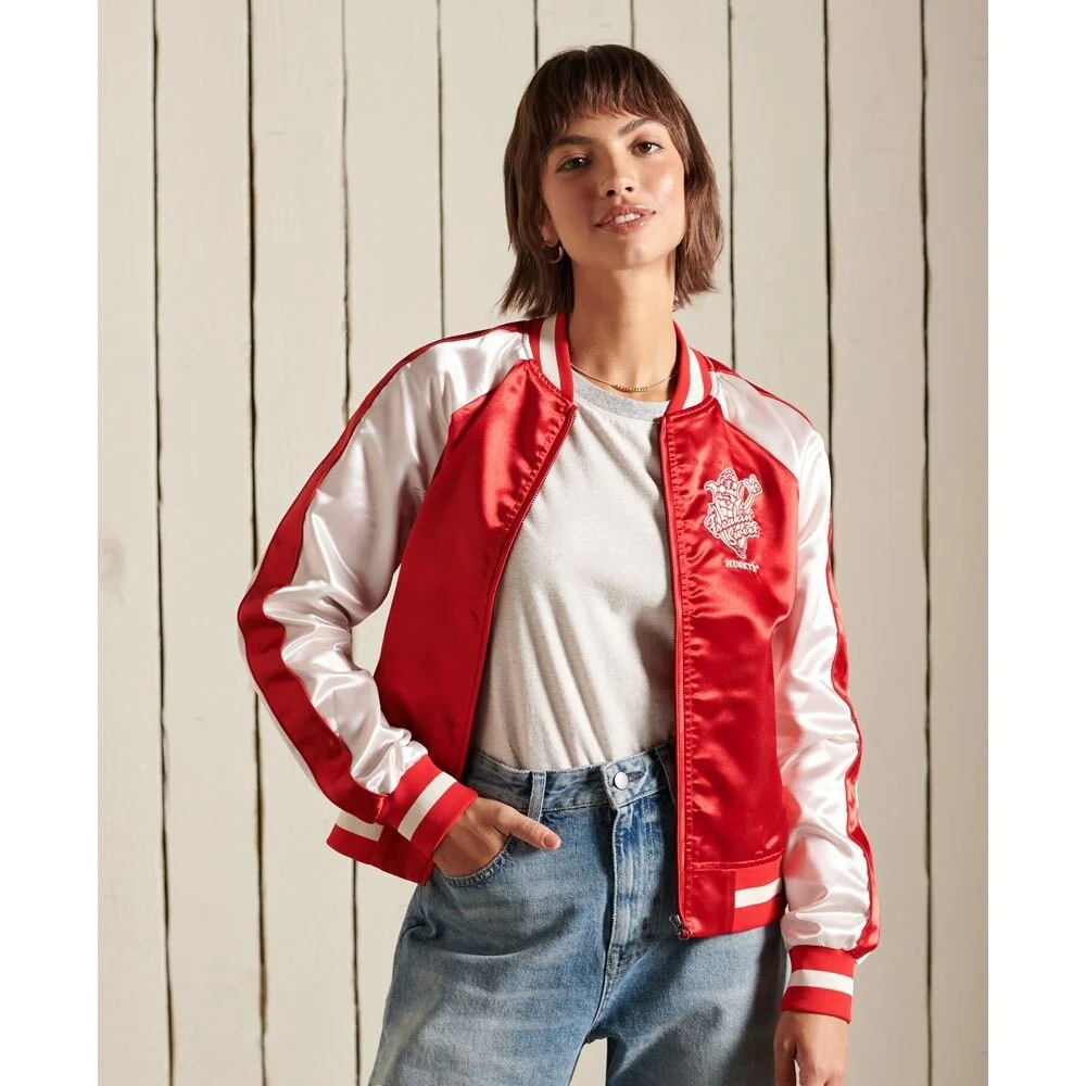 Superdry красная куртка