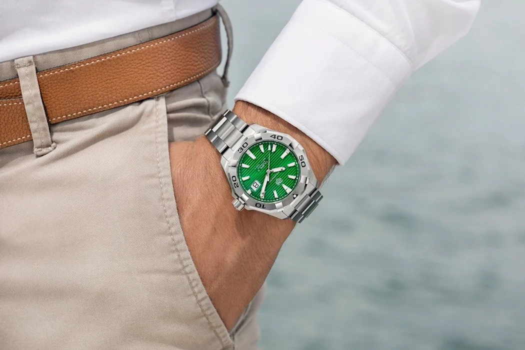 Tag Heuer зеленый циферблат