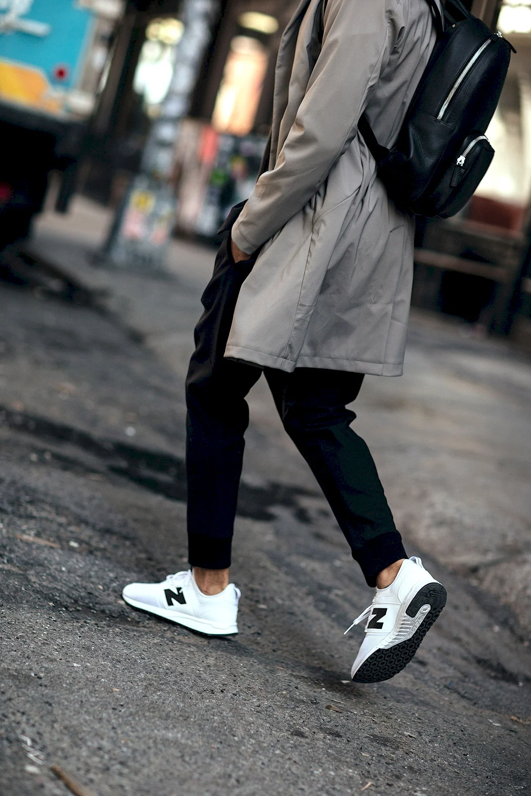 Тренч New Balance стрит стайл