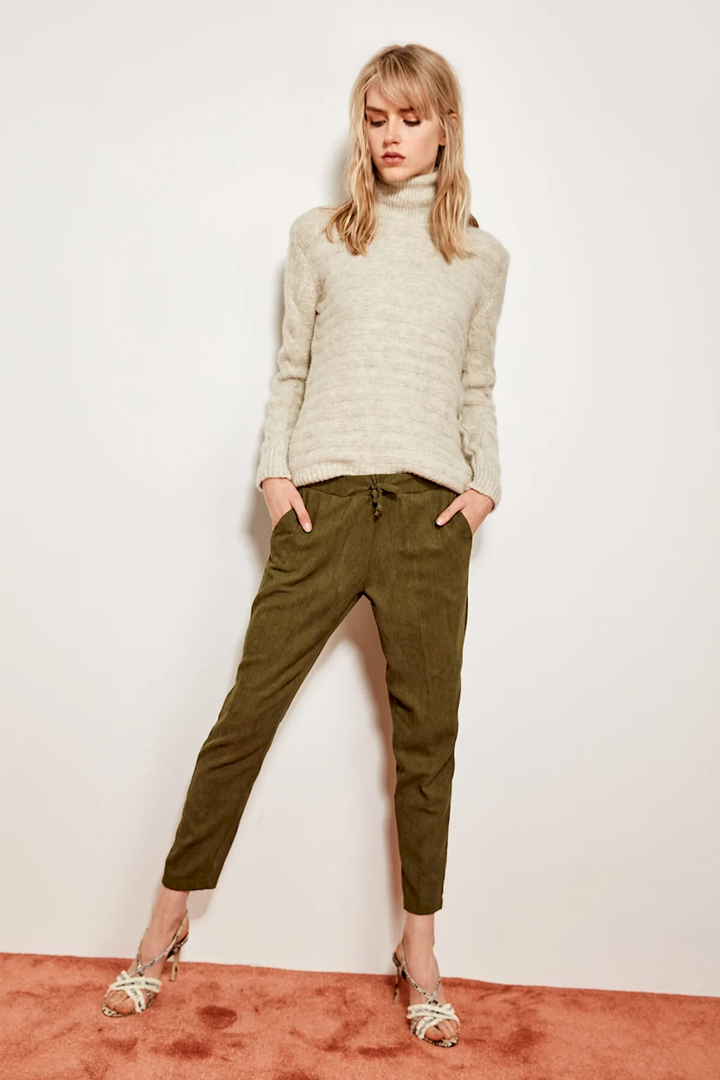Вельветовые брюки massimo Dutti